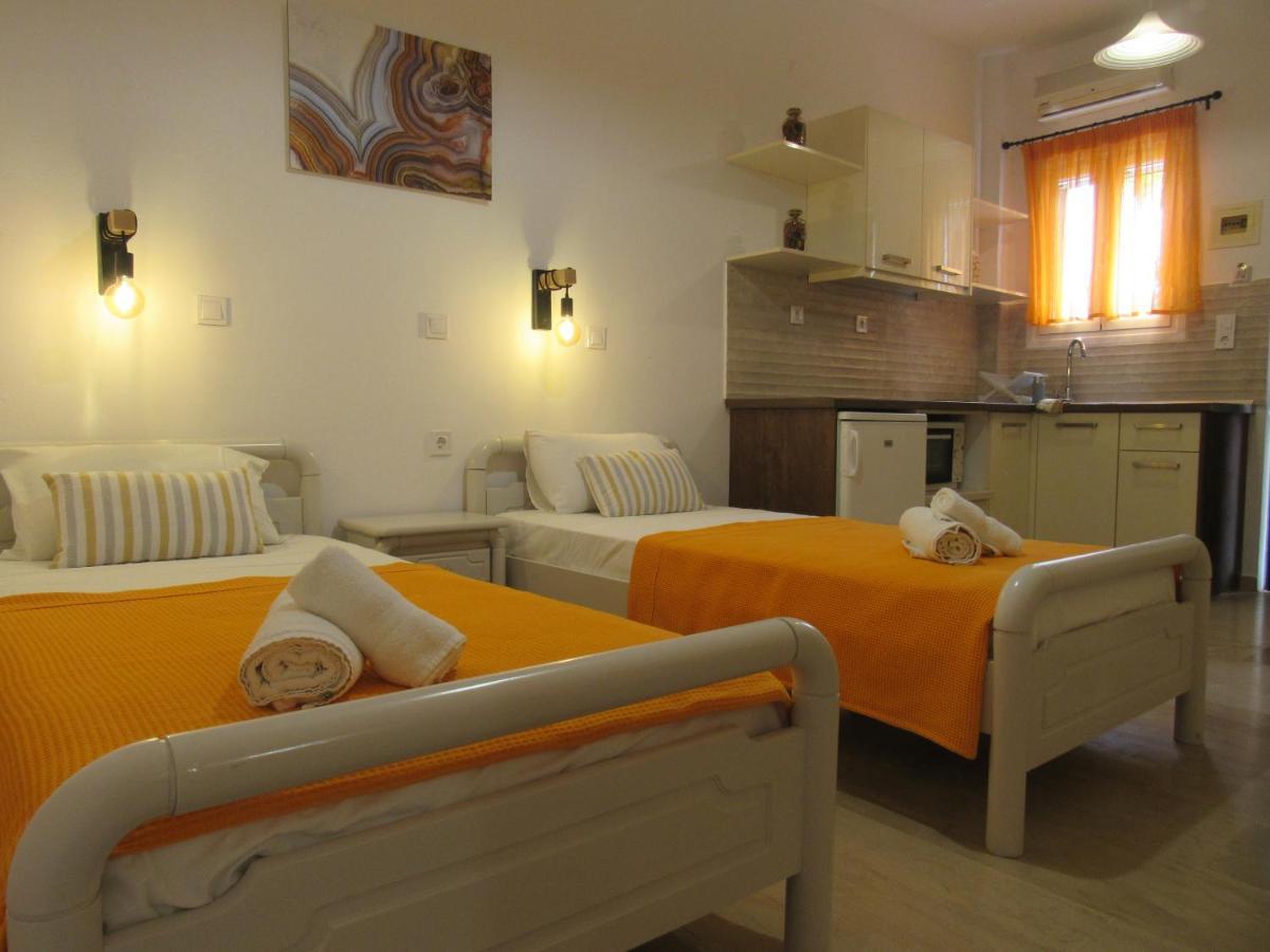 Biscoutsis Apartments & Studios Кавос Экстерьер фото