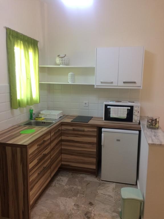 Biscoutsis Apartments & Studios Кавос Экстерьер фото
